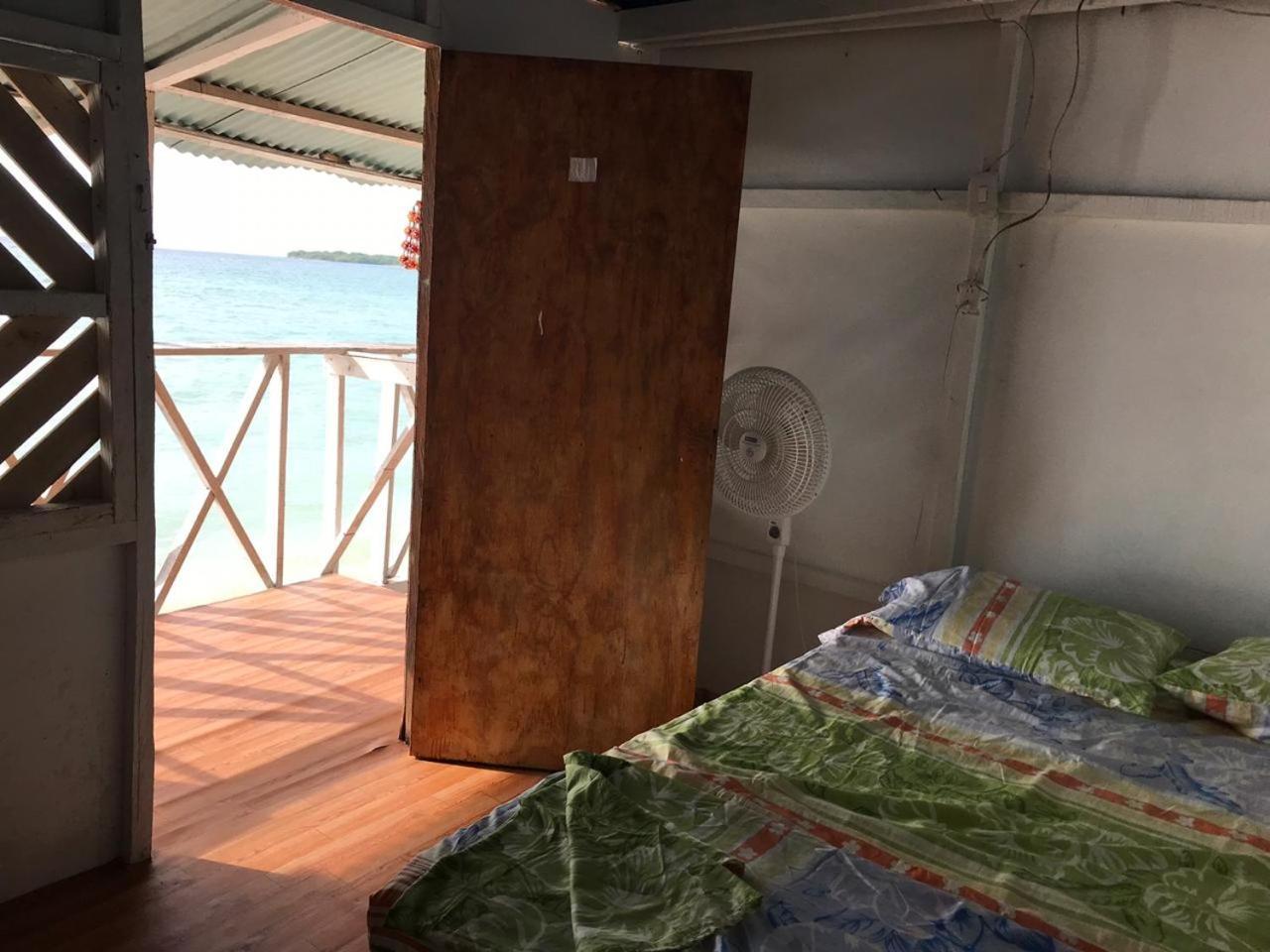 فندق Cartagenaفي  Cabanas Black And White المظهر الخارجي الصورة