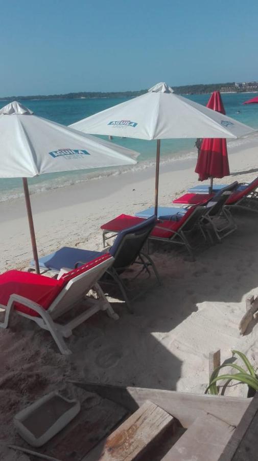 فندق Cartagenaفي  Cabanas Black And White المظهر الخارجي الصورة